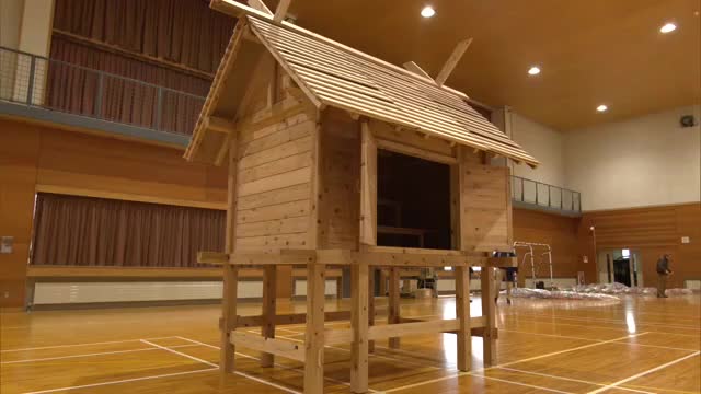 大館アメッコ市のシンボル「神殿」地元学生が製作　小型・軽量化に成功　分解でき運搬しやすい設計に　秋田